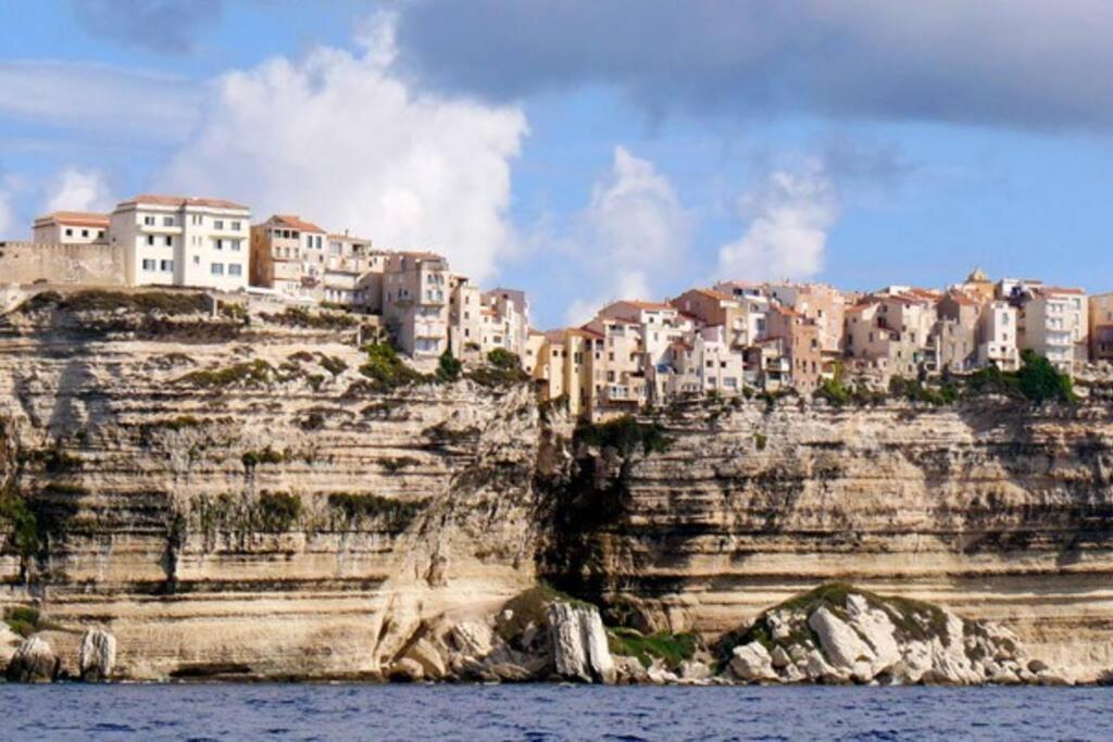 דירות Superbe T2 Neuf Bonifacio Avec Parking Gratuit מראה חיצוני תמונה
